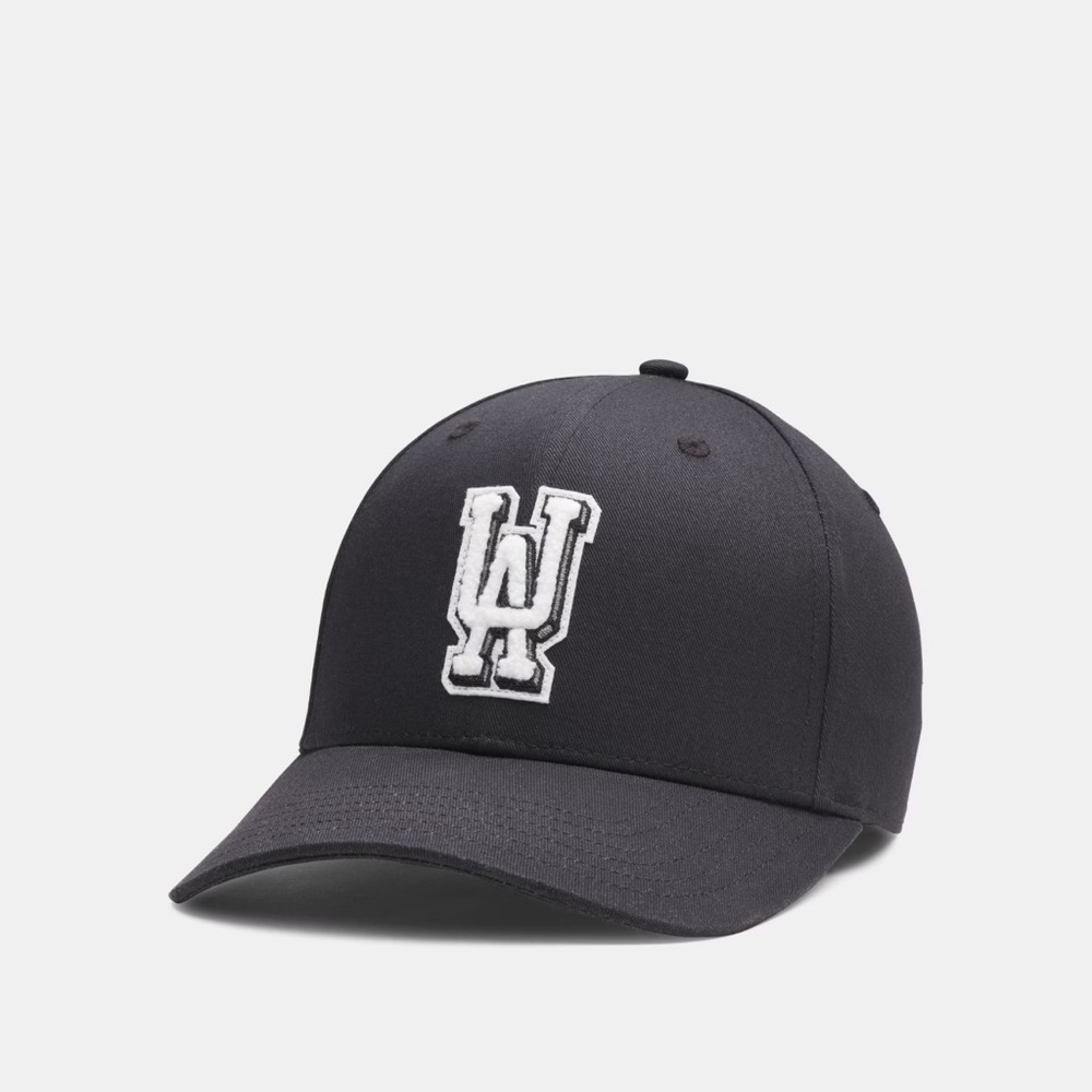 Under Armour Essential Mid Mens Adjustable Hat Black & White Logo